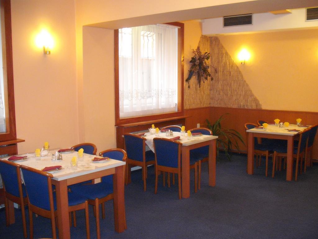 Hotel Forman Mlada Boleslav Luaran gambar