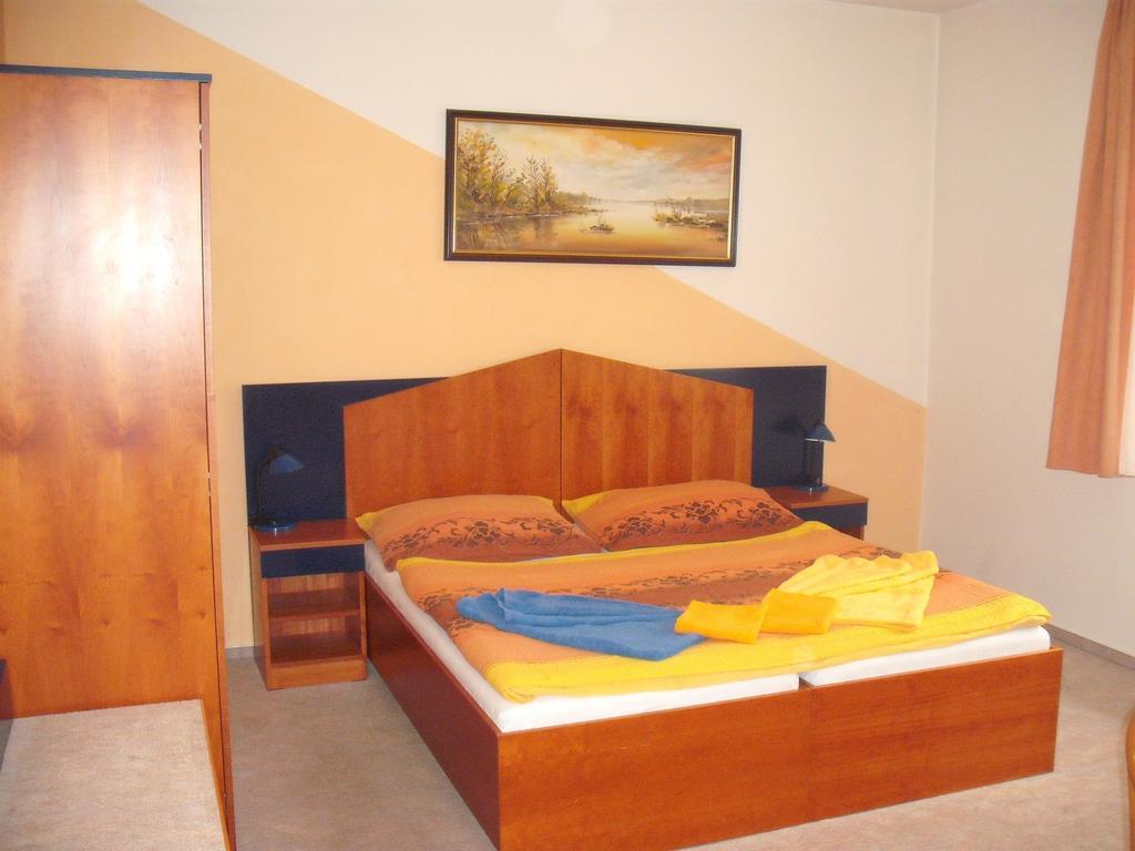 Hotel Forman Mlada Boleslav Bilik gambar